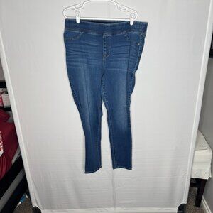 Old Navy Rockstar Elastic Mid-Rise Waist Jeans